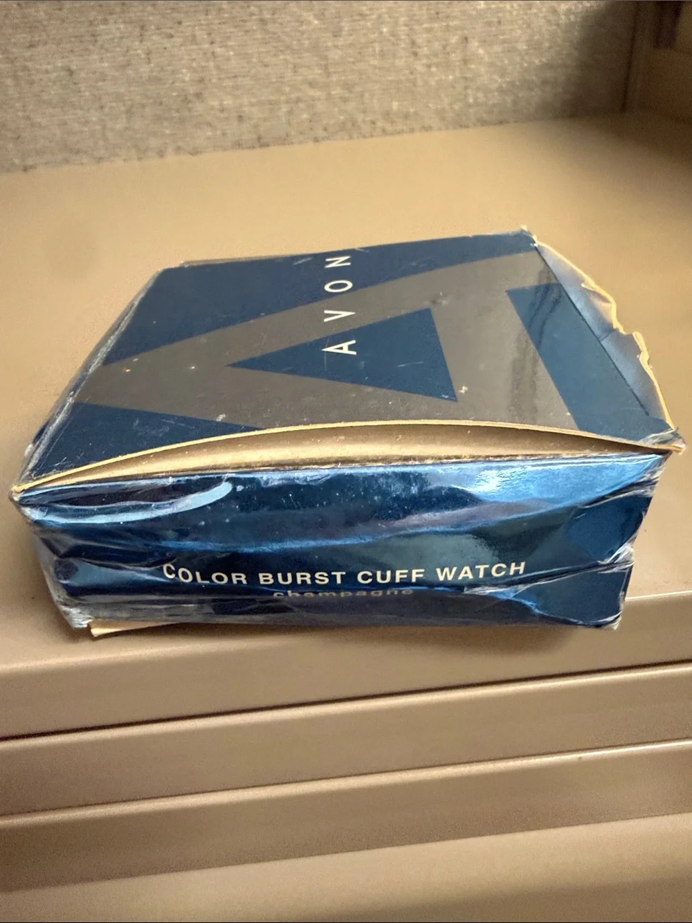 Avon Color Burst Cuff Watch Champagne New In Box Vintage 2007